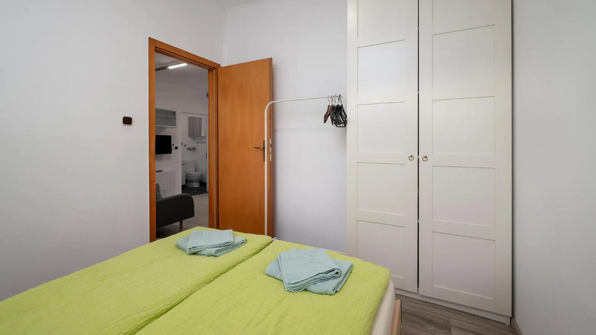 Stunning Home In Kavran With Wifi 0*,